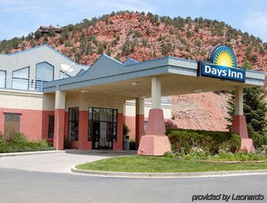 Days Inn By Wyndham Carbondale Esterno foto