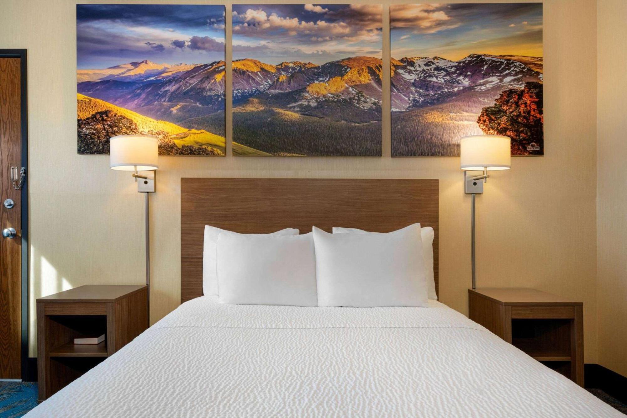 Days Inn By Wyndham Carbondale Esterno foto