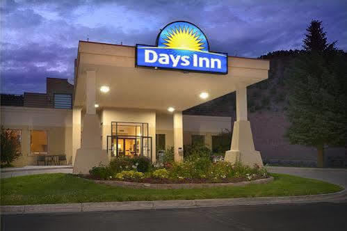 Days Inn By Wyndham Carbondale Esterno foto